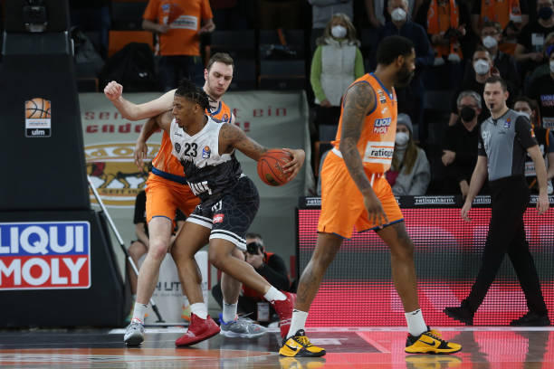 反击和稳定 反击和稳定